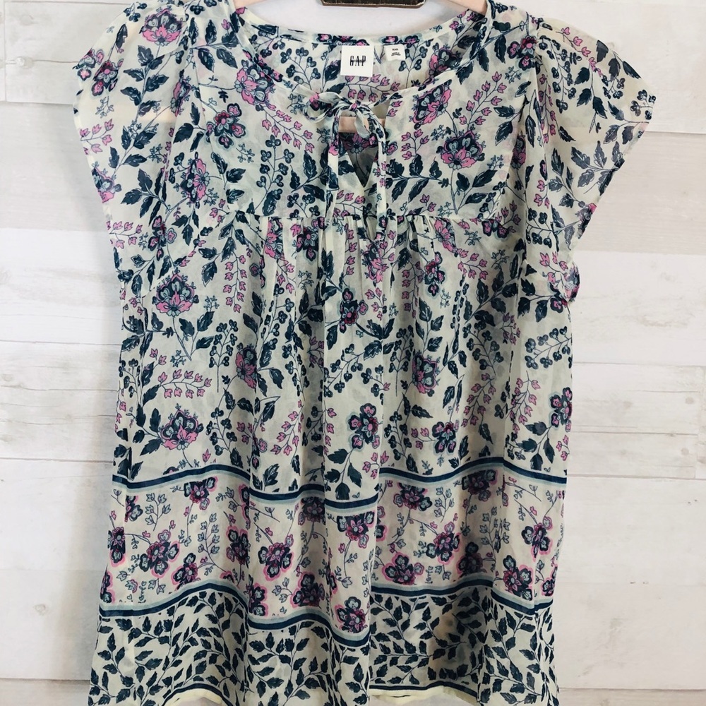 Gap Floral Cap Sleeve Blouse